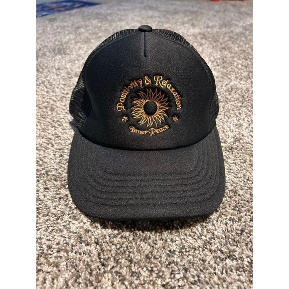 Positivity and relaxation trucker hat C2-12 - Picture 1 of 3